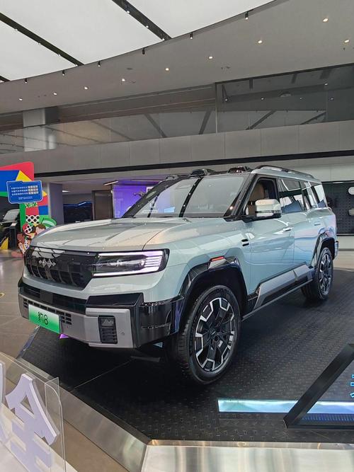 佛山禅城区贝庆特企业管理咨询比亚迪方程豹硬派越野的爆款，英菲尼迪35周年与你共成长